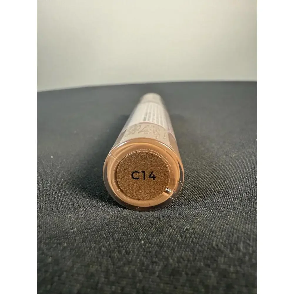 REVOLUTION CONCEAL & HYDRATE C 14 SEALED